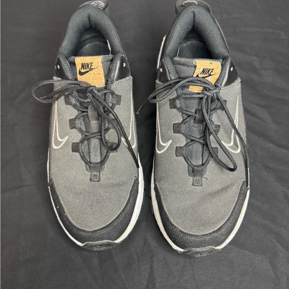 Nike Crater Remixa Women’s size 9